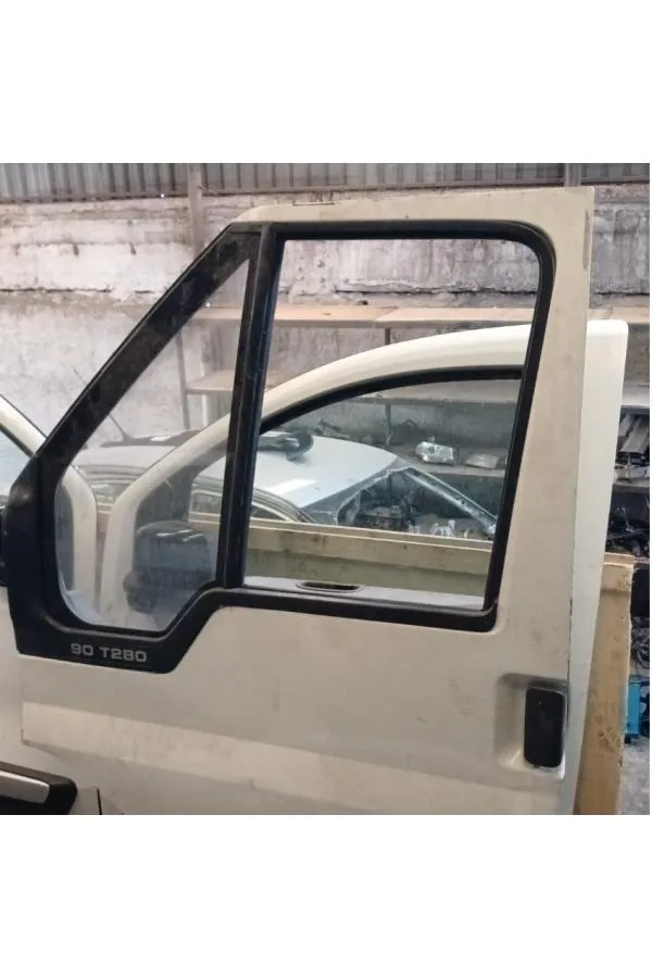 Ford Transit 2002 - 2006 Uyumlu Çıkma Sol Ön Kapı 