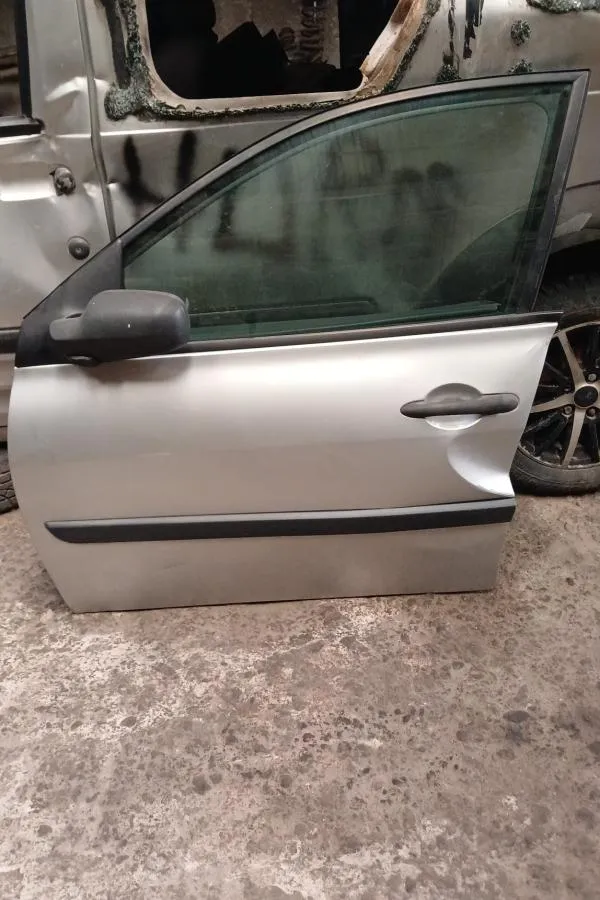 Renault Megane 2 Sol Ön Kapı