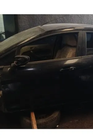 Ford Fiesta Sol Ön Kapı Çıkma Hatsız